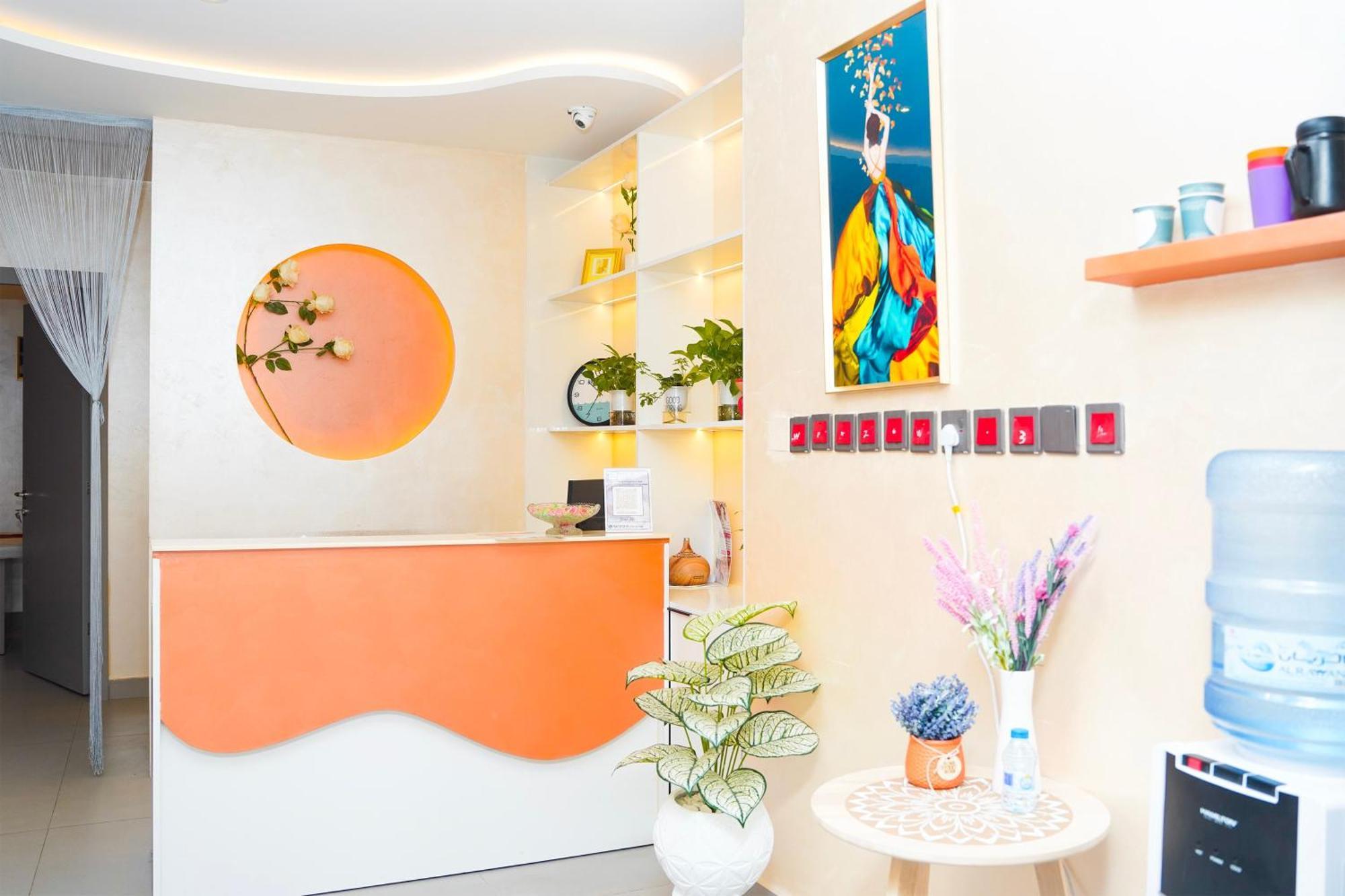 Al Bayrahaa Hotel Apartments Seeb Eksteriør bilde