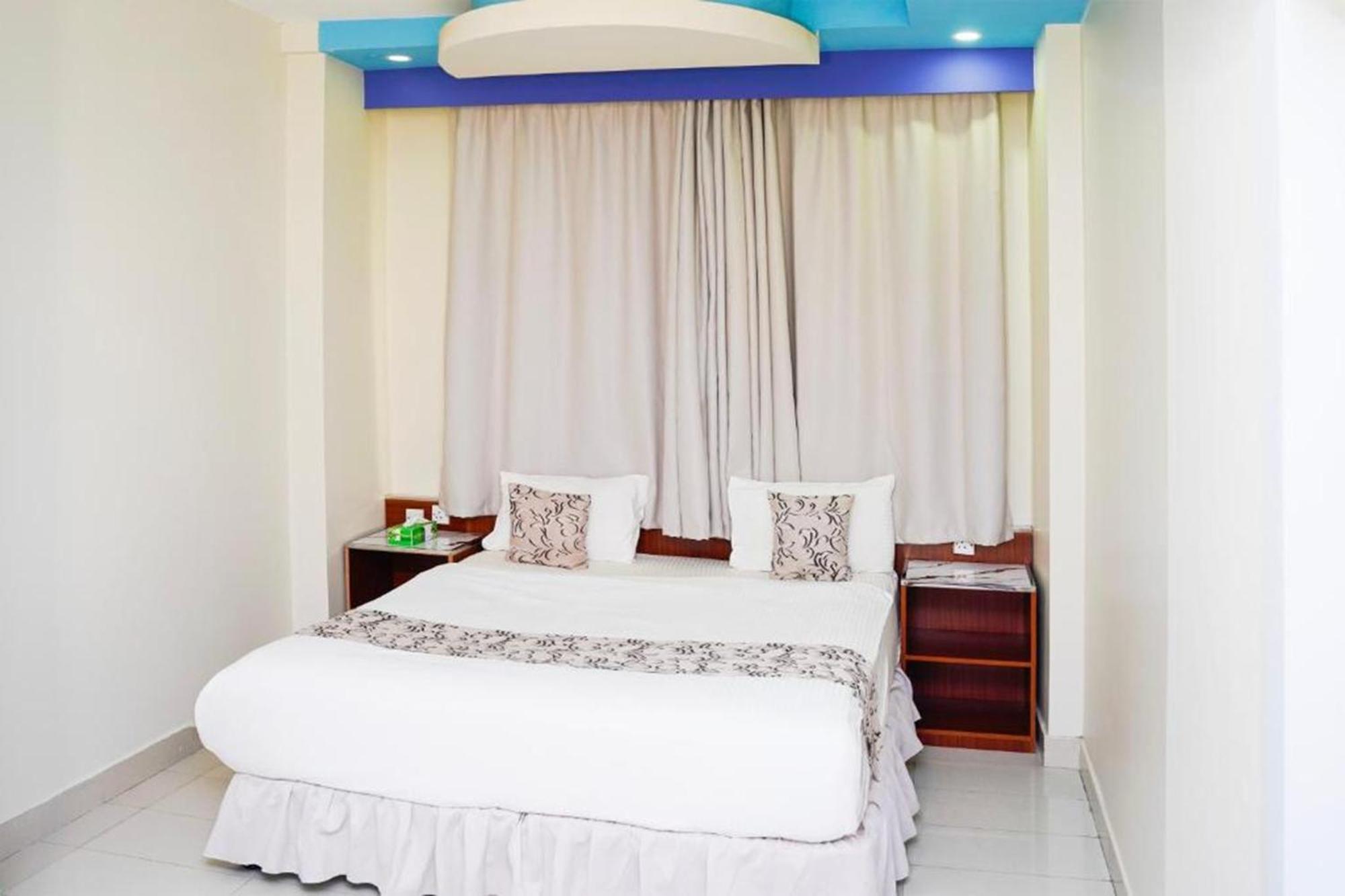Al Bayrahaa Hotel Apartments Seeb Eksteriør bilde