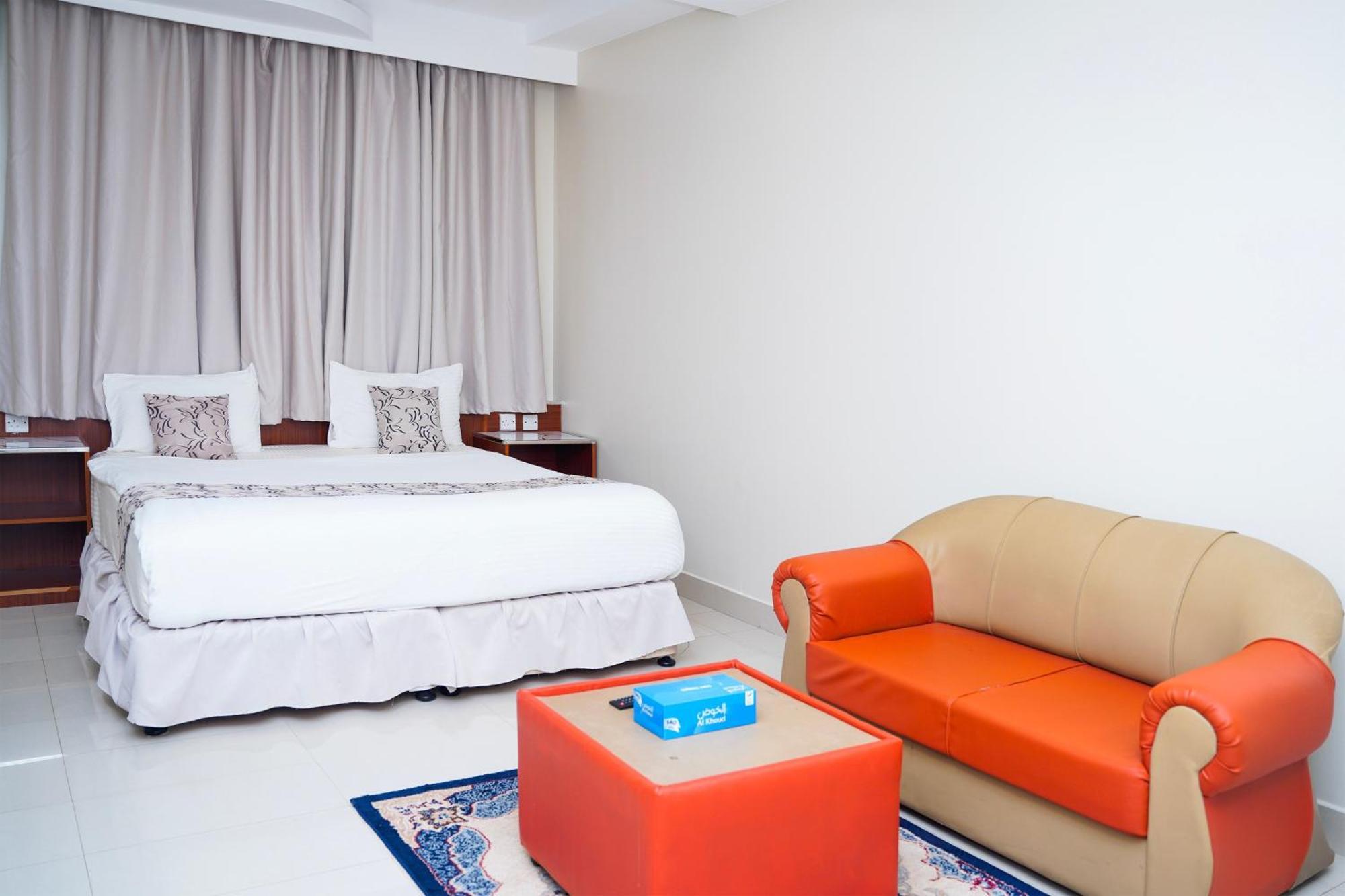 Al Bayrahaa Hotel Apartments Seeb Eksteriør bilde
